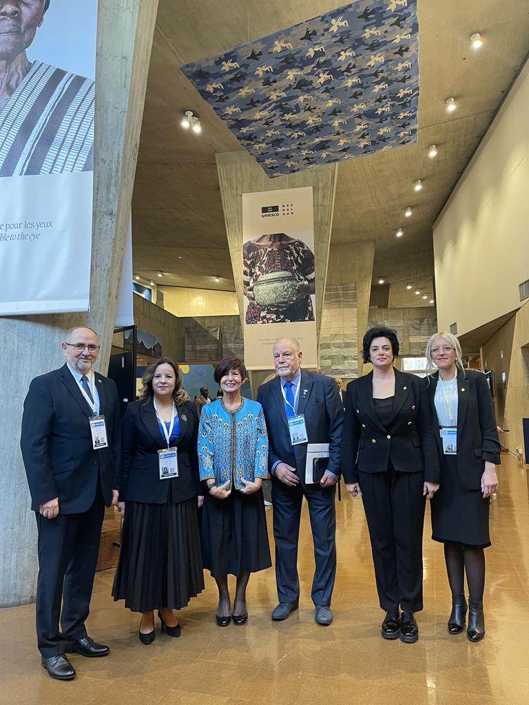Participarea delegației Comisiei parlamentare UNESCO la cea de a 42-a Conferință Generală UNESCO