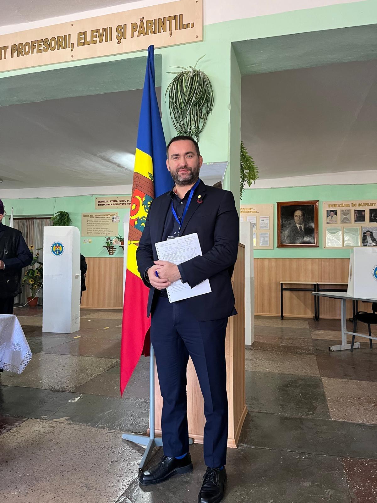Participarea senatorului Cristian-Augustin Niculescu-Țâgârlaș în calitate de observator al Adunării Parlamentare a Consiliului Europei, la observarea turului doi al alegerilor prezidențiale din Republica Moldova