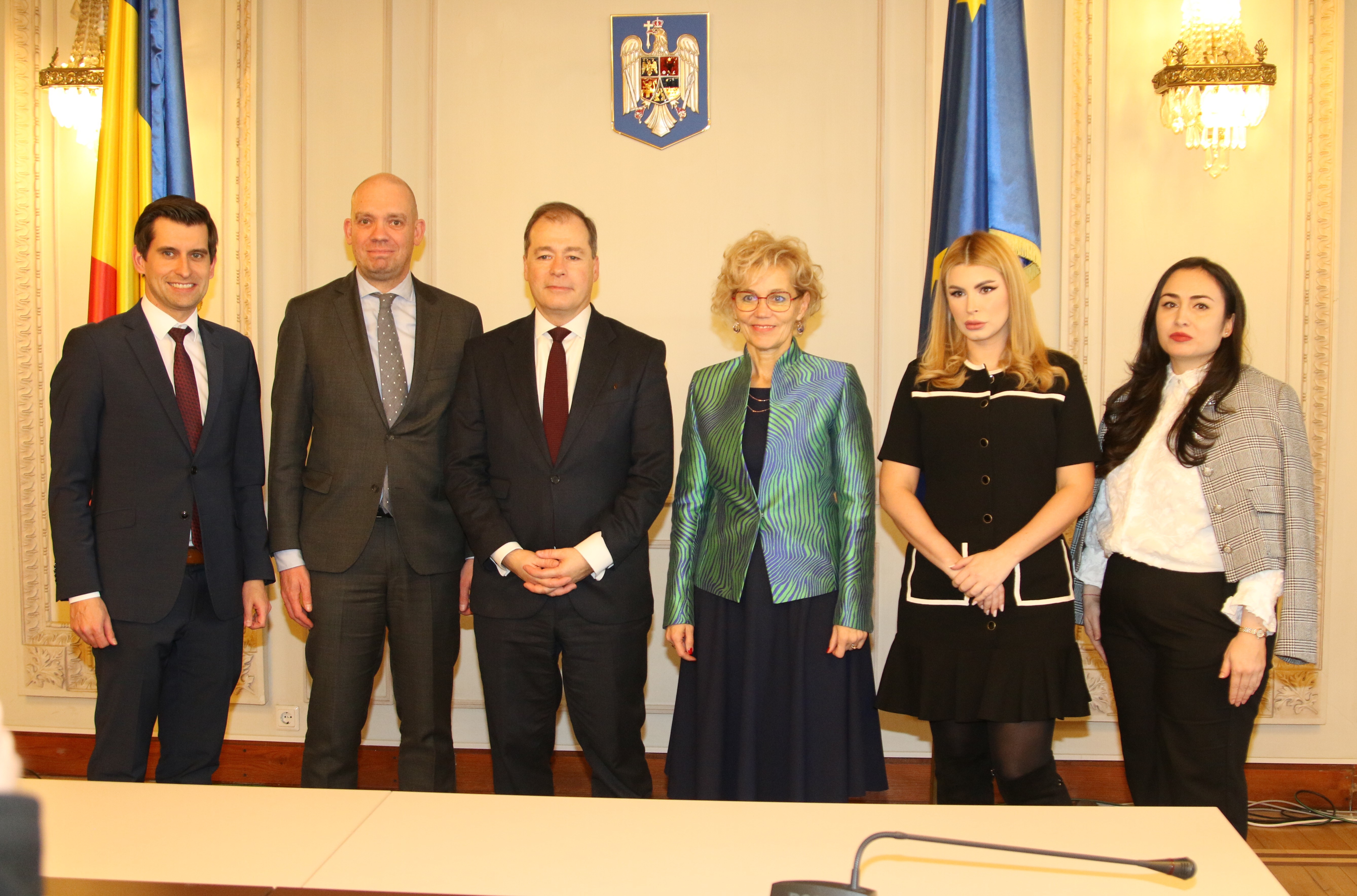 Primirea de către Comisiile reunite pentru afaceri europene ale Parlamentului României  a dr. Mark Speich, secretar de stat pentru probleme federale, europene, internaționale și mass-media al landului Renania de Nord-Westfalia, împuternicit al landului Renania de Nord-Westfalia la nivelul Federației