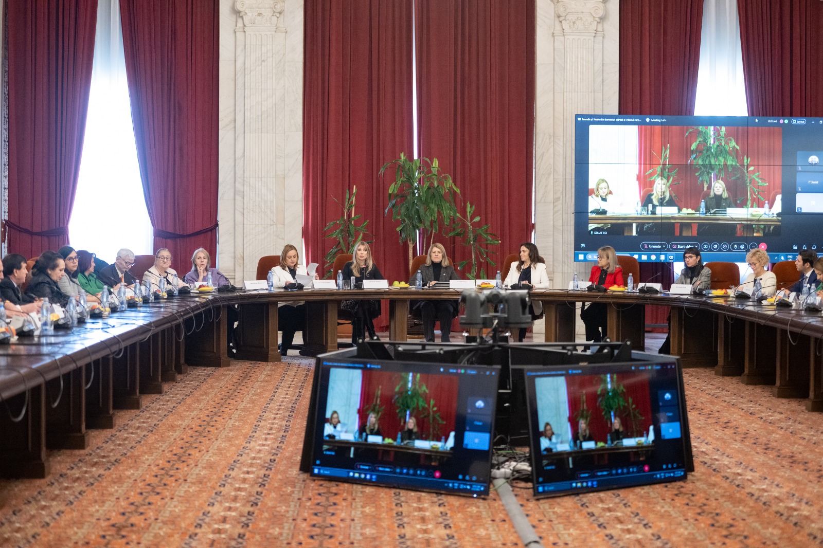 Conferința „Fetele și femeile din domeniul științei și viitorul cercetării”