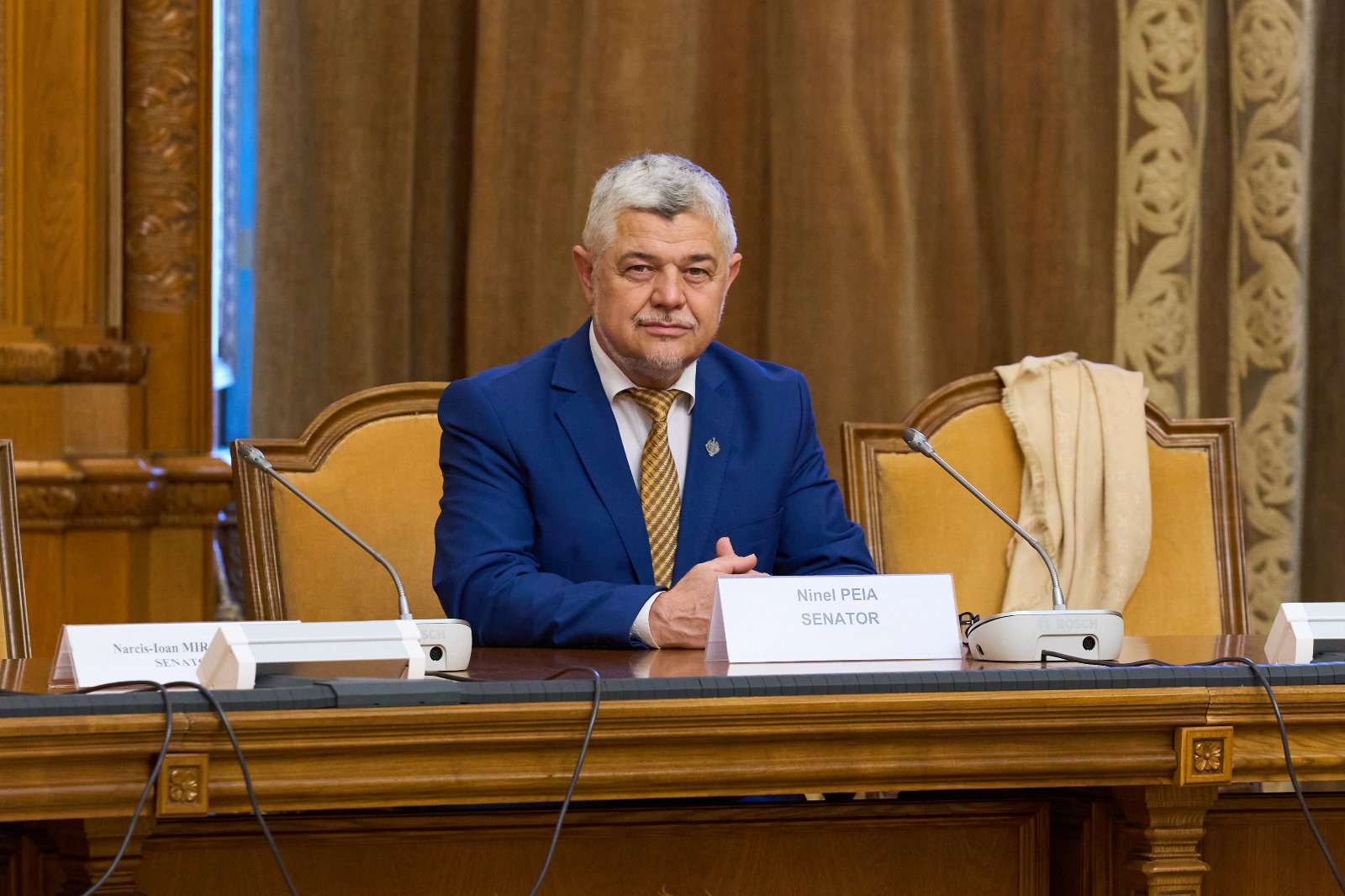 Mafia energiei din România! Cum plătesc cetățenii și IMM-urile prețul lăcomiei marilor consumatori!