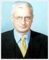 FRUNDA György