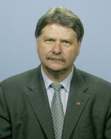 VERESTÓY Attila