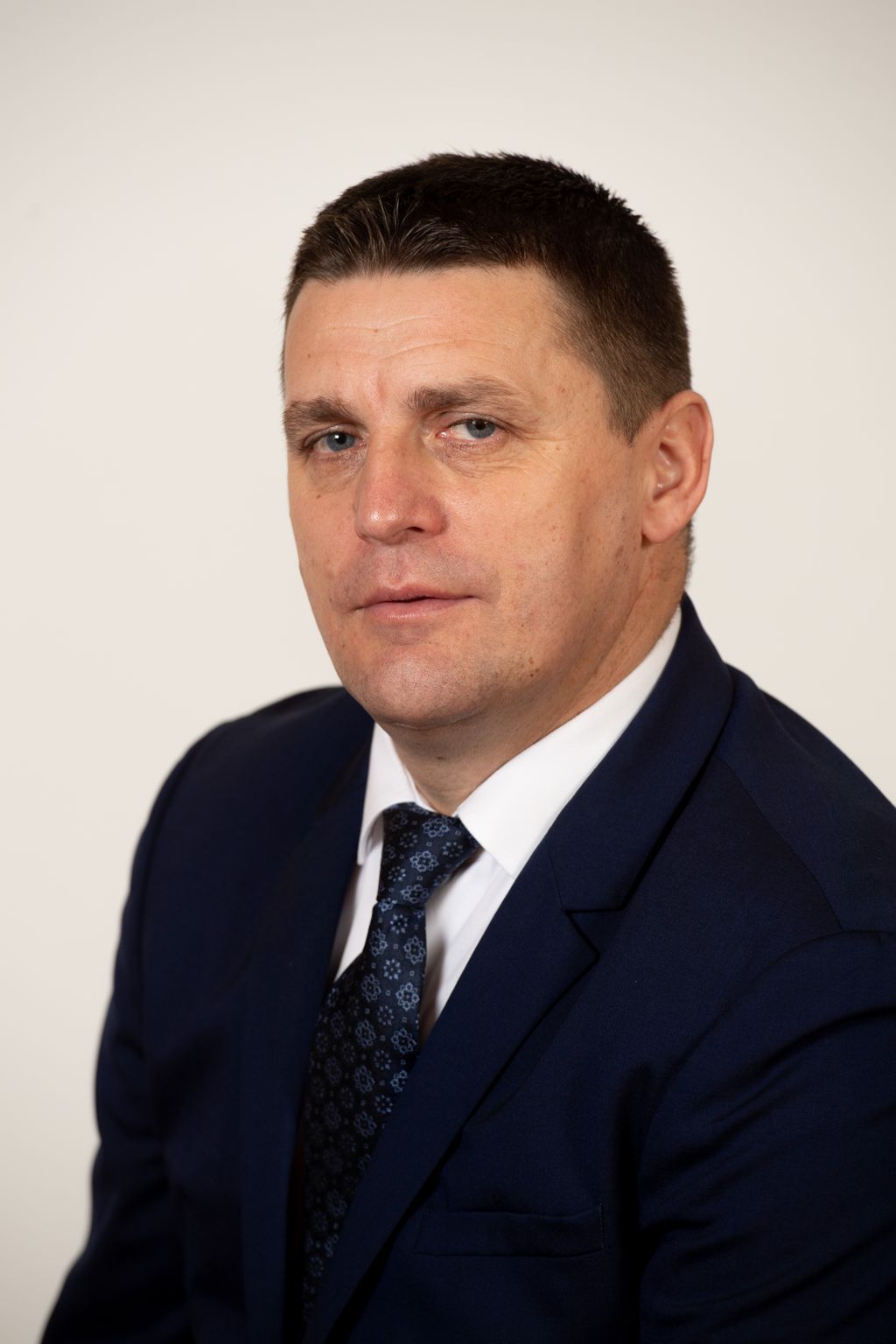 CSÁSZÁR Károly Zsolt
