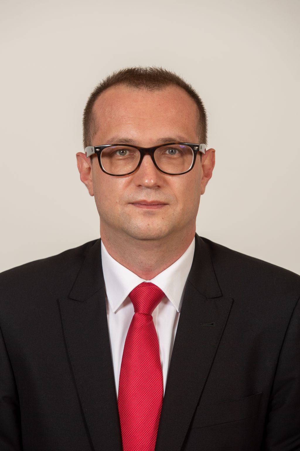 DOGARIU Eugen